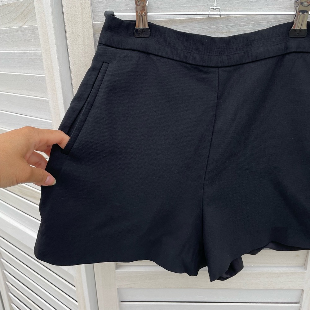 Wilfred Aritzia  Crepe High Waisted Shorts 4